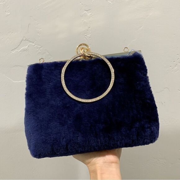 Handmade Genuine Shearling, Chic Design Kisslock Wristlet Ring Bag/Crossbody - Picture 9 of 17